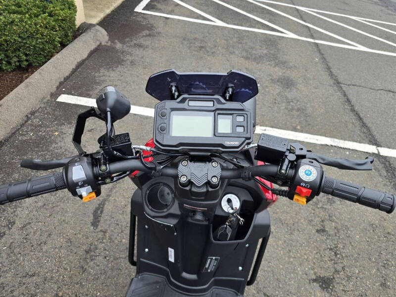 2025 Transpro Tank Pro 200cc Scooter