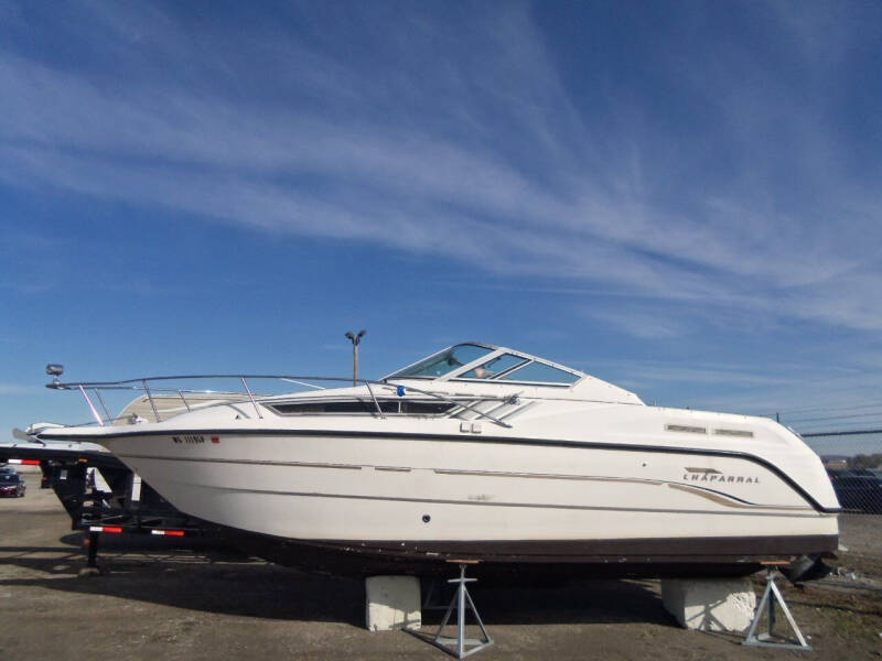 1999 Chaparral Signature 27 for sale at Dave's Auto & Truck in Campbellsport WI