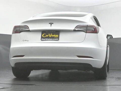 2020 Tesla Model 3 Standard Range Plus