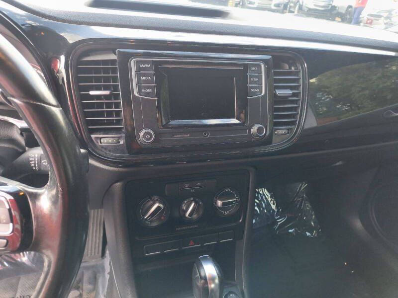 2016 Volkswagen Beetle 1.8T S