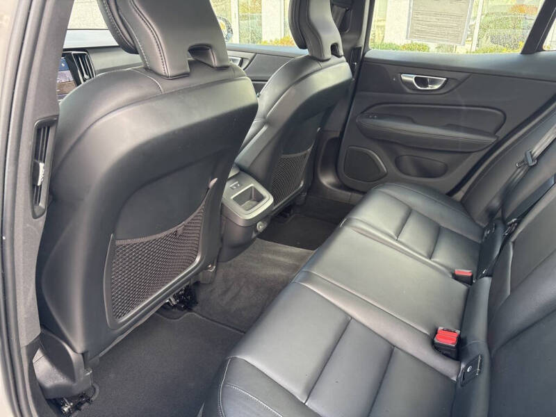 2025 Volvo S60 B5 Core