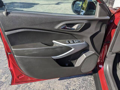 2025 Chevrolet Trax RS