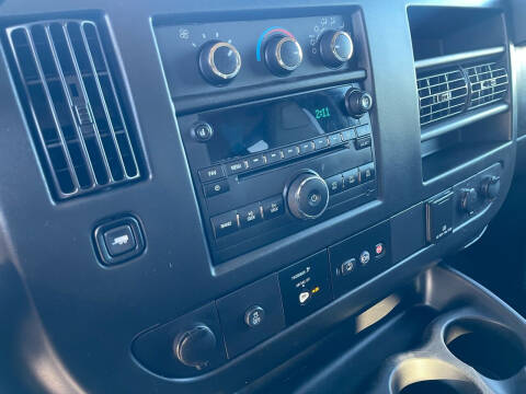 2017 Chevrolet Express LS 3500