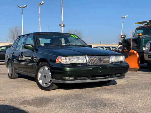 1996 Volvo 960 for sale at HIGHLINE AUTO LLC in Kenosha WI