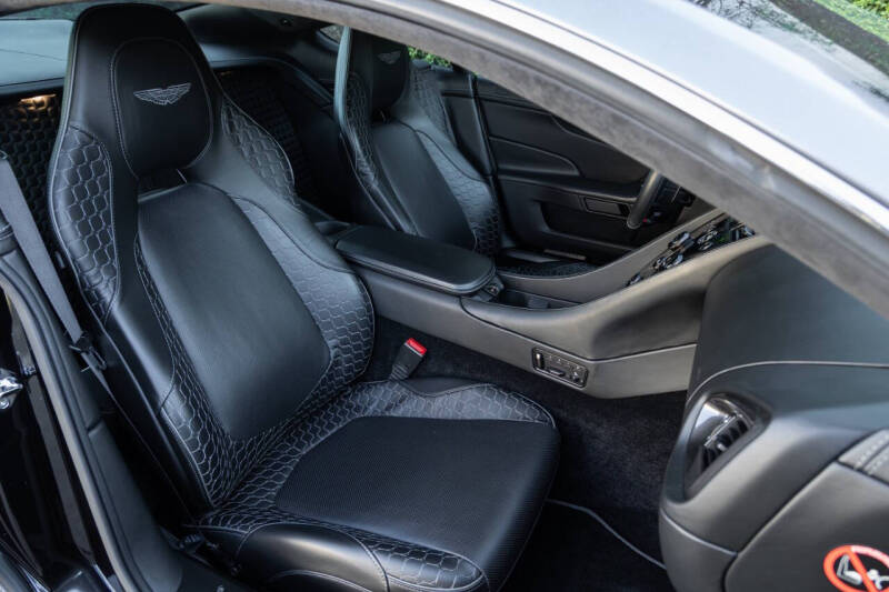 2014 Aston Martin Vanquish