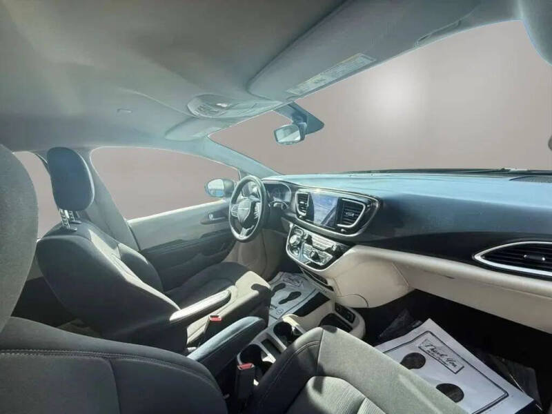 2017 Chrysler Pacifica Touring