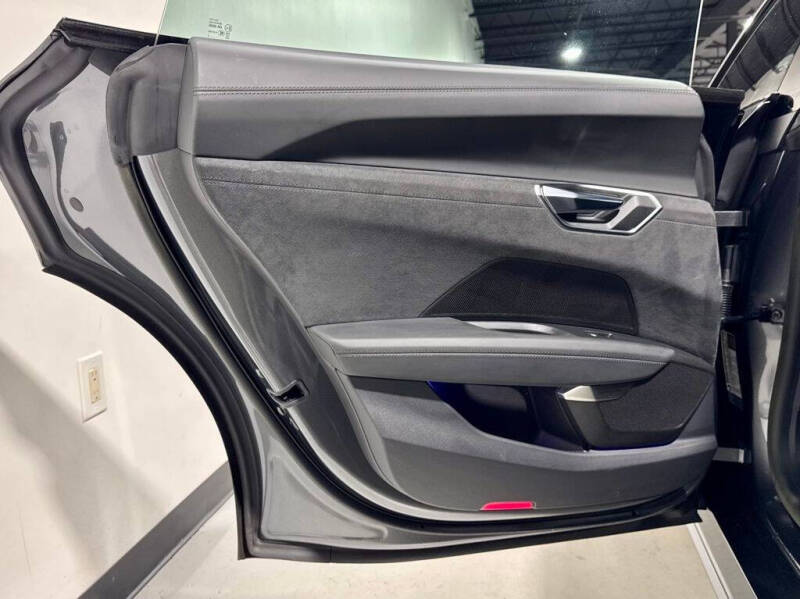 2023 Audi e-tron GT quattro Premium Plus