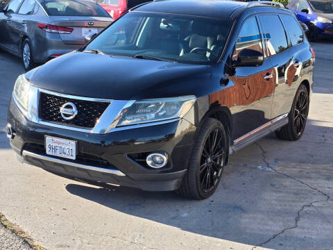 2015 Nissan Pathfinder Platinum