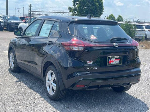 2025 Nissan Kicks Play S