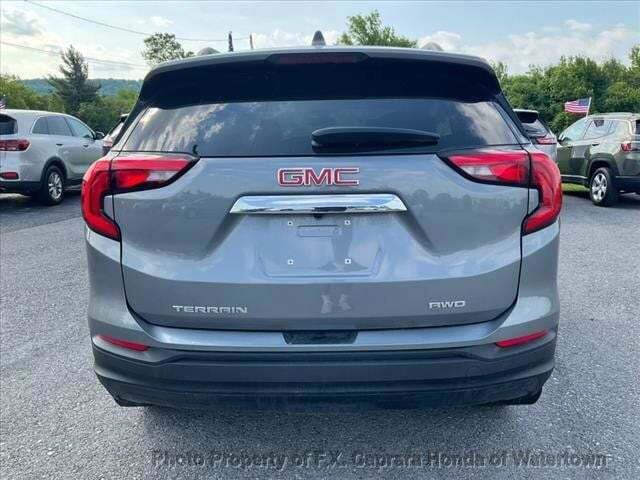 2021 GMC Terrain SLE