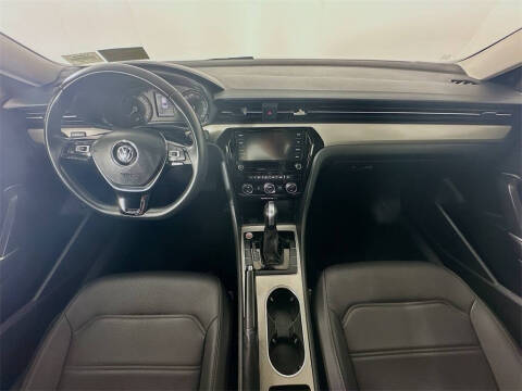 2022 Volkswagen Passat SE