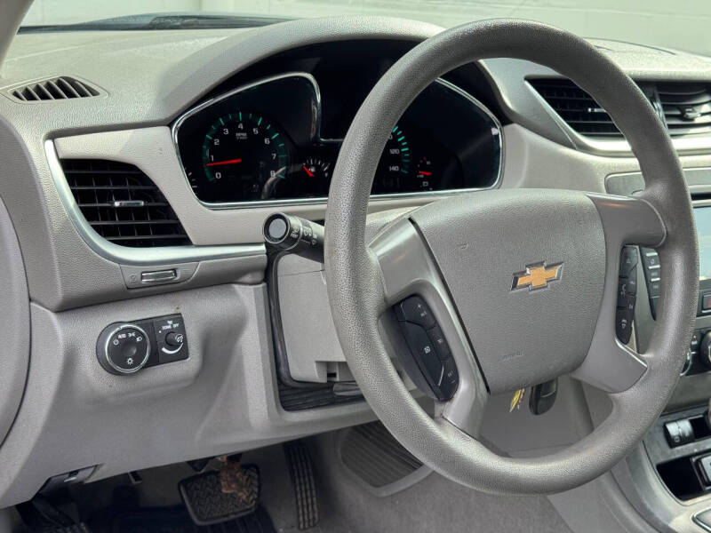 2016 Chevrolet Traverse LS