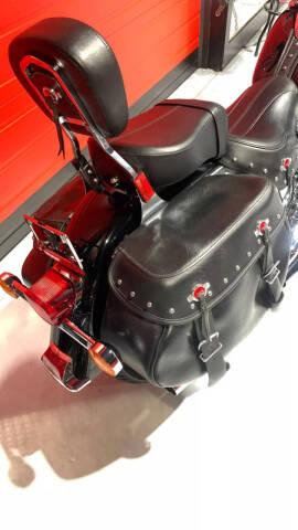 2017 Harley-Davidson FLSTC Heritage Softail Classic