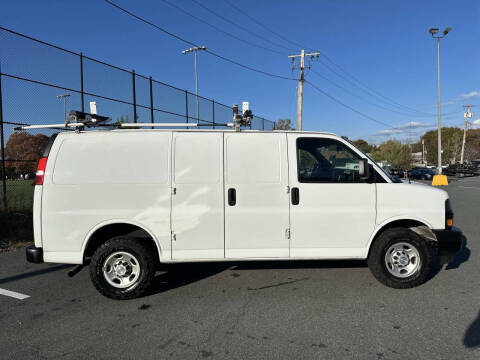 2023 Chevrolet Express 2500