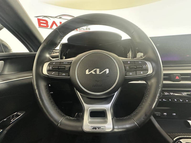 2023 Kia K5