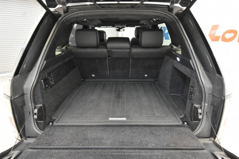 2021 Land Rover Range Rover P525 HSE Westminster Edition