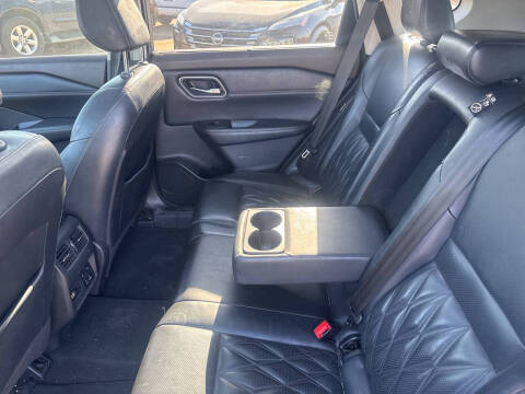 2021 Nissan Rogue Platinum