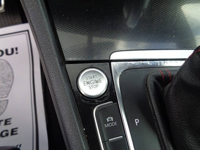 2015 Volkswagen Golf GTI SE