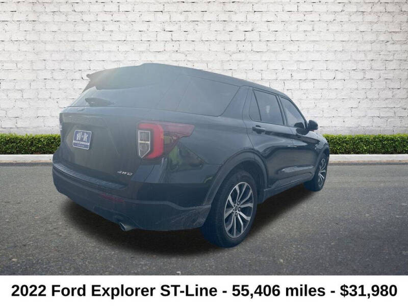 2022 Ford Explorer ST-Line