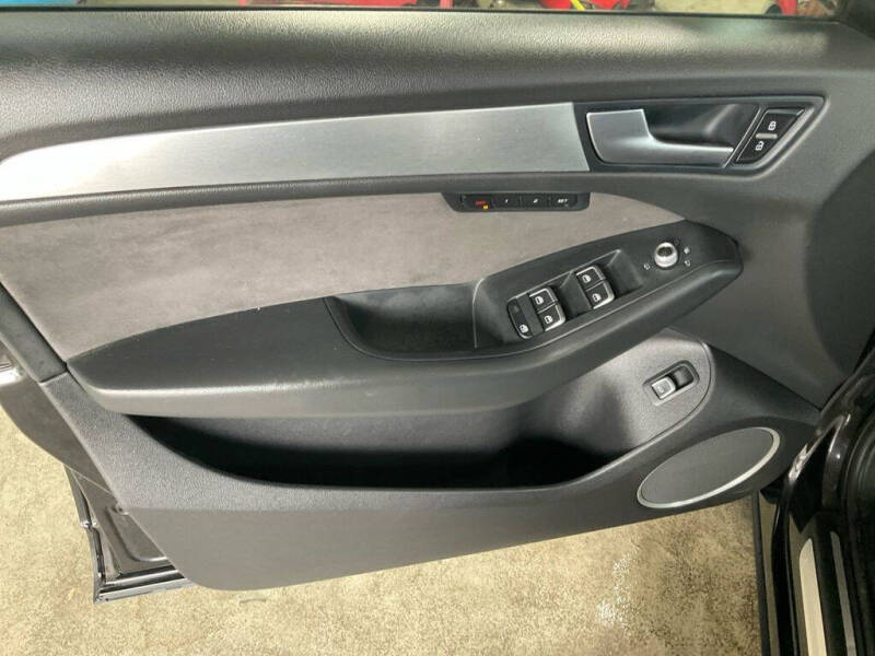 2015 Audi SQ5 3.0T quattro Prestige