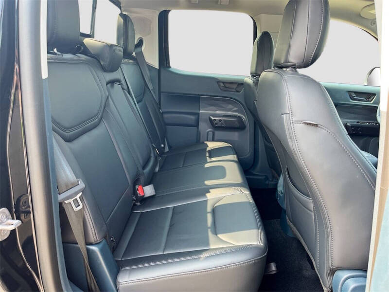 2023 Ford Maverick Lariat