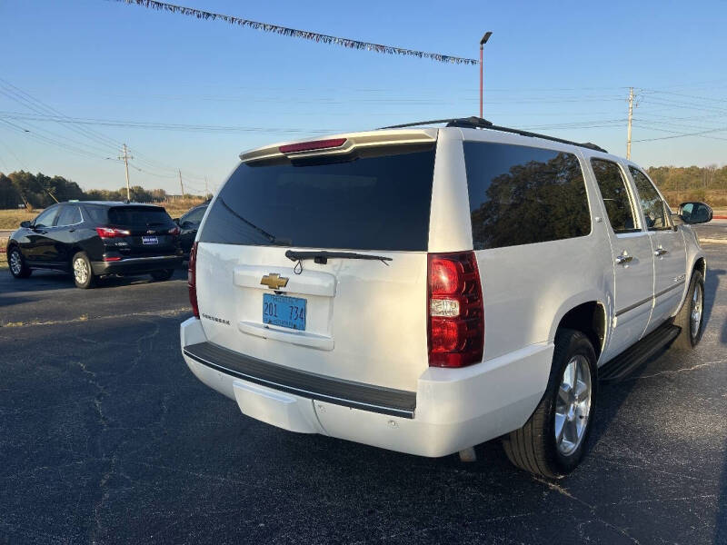 2014 Chevrolet Suburban LTZ