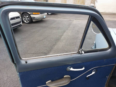 1951 Ford Deluxe