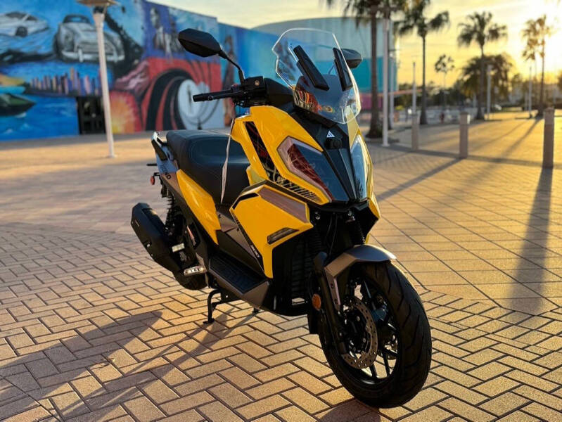 2025 Ascend Defender 300cc