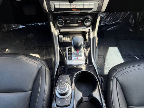 2019 Infiniti QX30 Essential