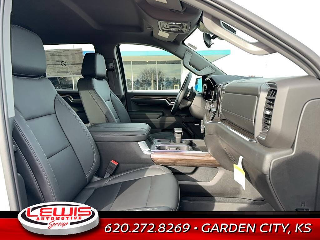 2024 Chevrolet Silverado 1500 for sale at Lewis Chevrolet of Garden City in Garden City, KS