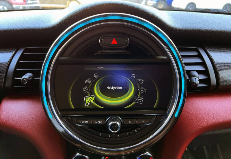 2014 MINI Cooper Base photo 26