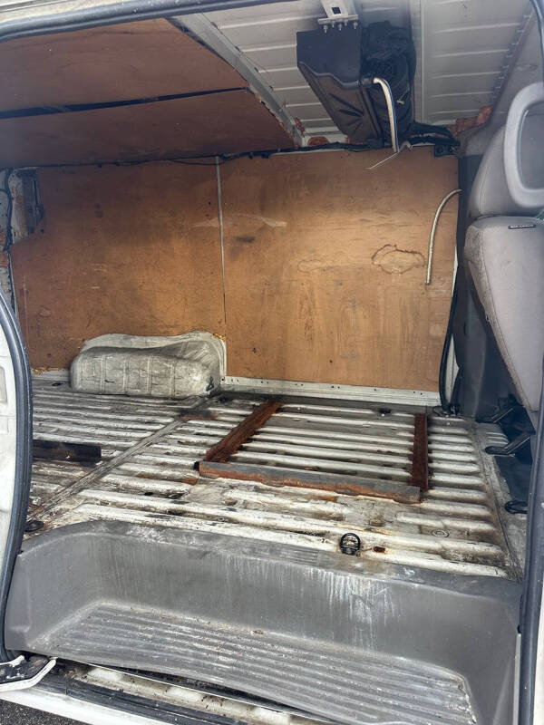 2017 Nissan NV 1500 S