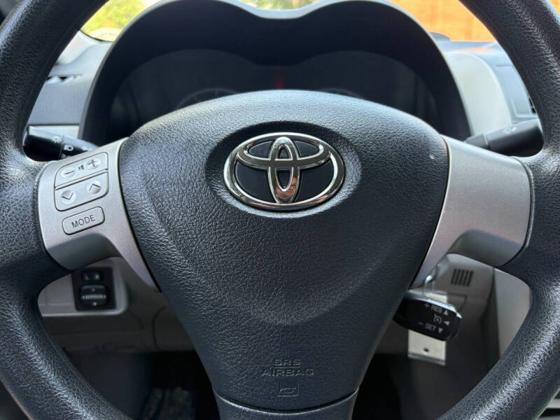 2012 Toyota Corolla LE