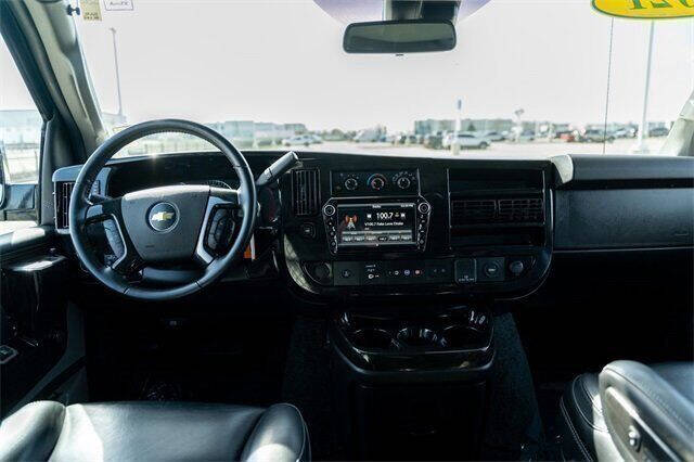 2021 Chevrolet Express 2500