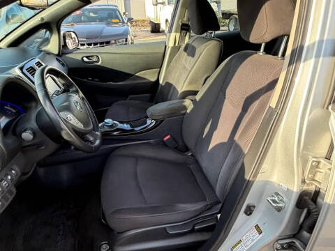 2013 Nissan LEAF SV