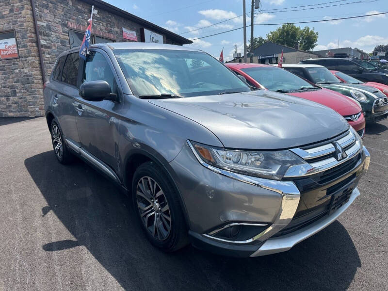2018 Mitsubishi Outlander ES