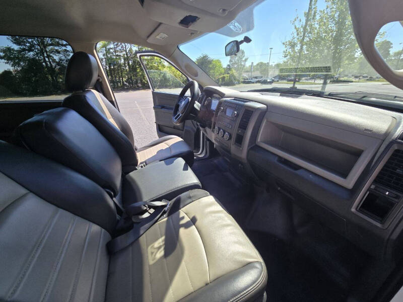 2012 RAM 2500 ST