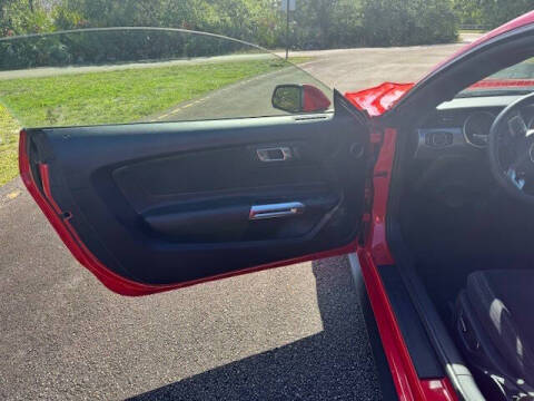 2019 Ford Mustang EcoBoost