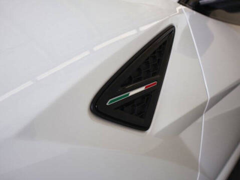 2022 Lamborghini Urus