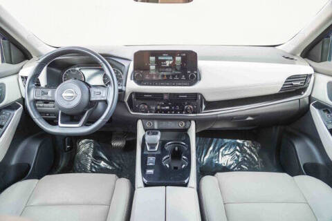 2022 Nissan Rogue SL