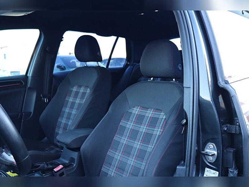 2017 Volkswagen Golf GTI Autobahn