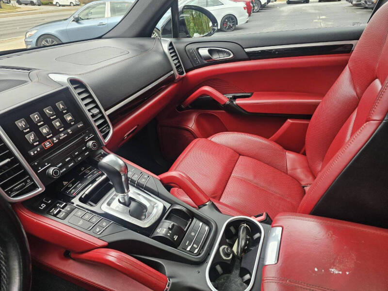 2017 Porsche Cayenne S