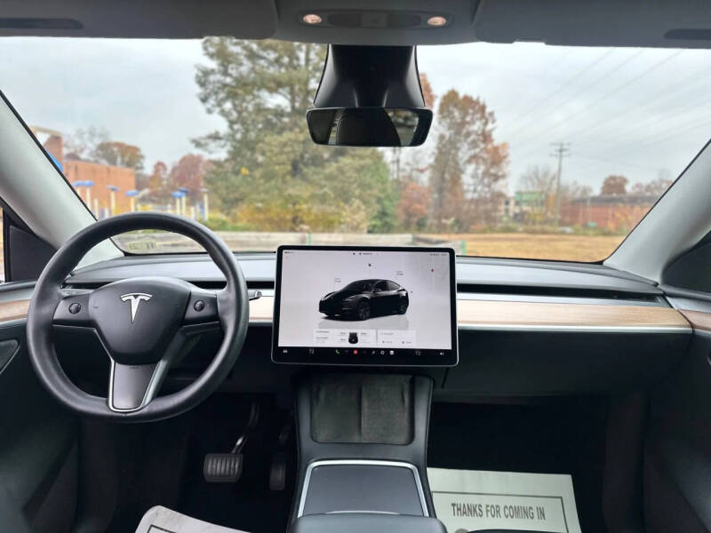 2025 Tesla Model Y Long Range