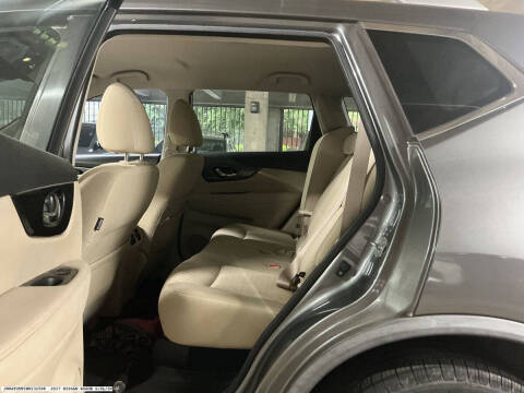 2017 Nissan Rogue