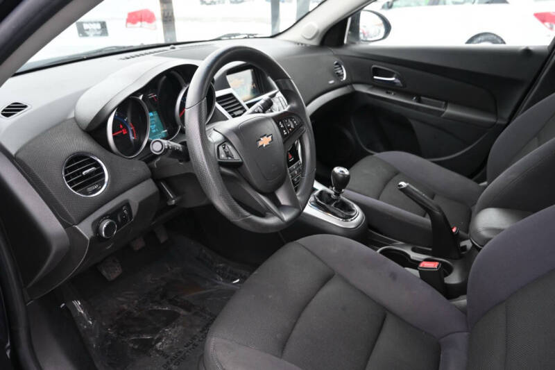 2015 Chevrolet Cruze 1LT Manual