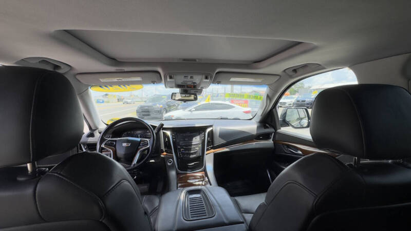 2014 Cadillac Escalade ESV Luxury