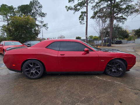 2015 Dodge Challenger R/T Plus