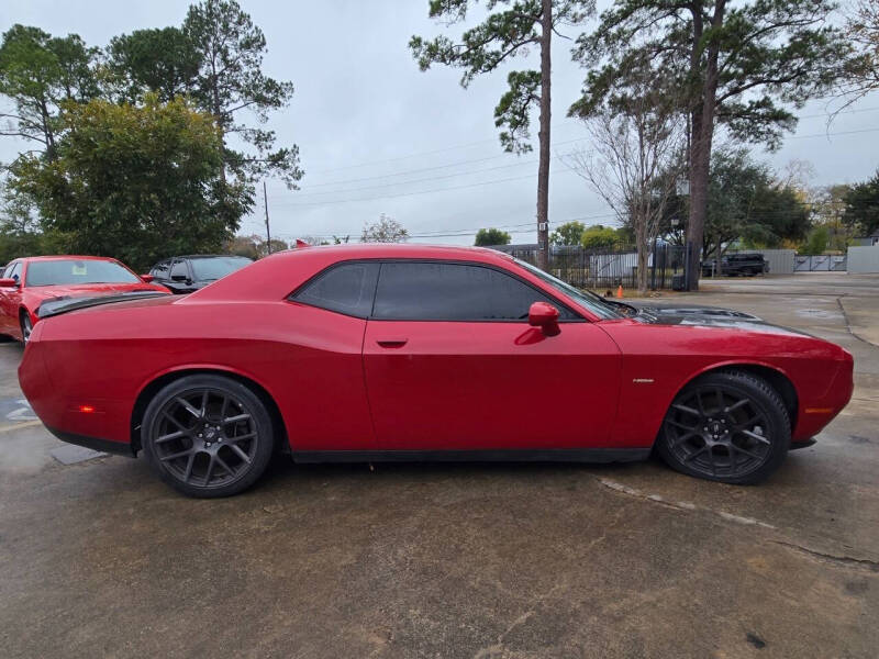 2015 Dodge Challenger R/T Plus