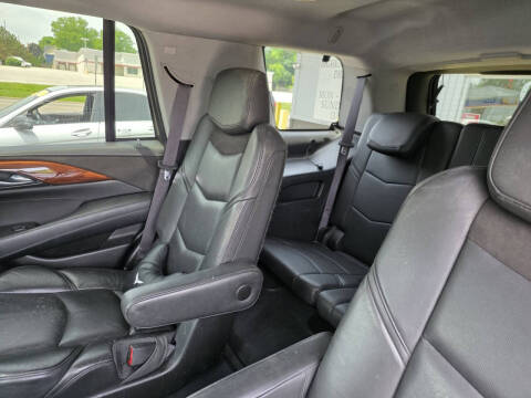 2015 Cadillac Escalade Luxury