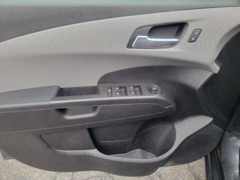 2014 Chevrolet Sonic LT Auto